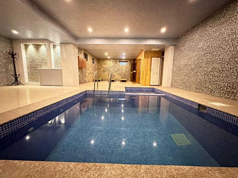 Turkiye Hotel - Free Massage Hotel in Baku