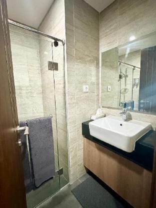 Southgate Residence Jakarta Selatan Pool View Apartment in South Jakarta City