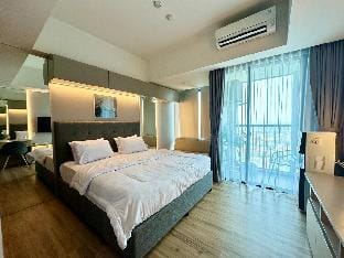 Southgate Residence Jakarta Selatan Pool View Apartment in South Jakarta City