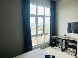 Sapphire Breeze  | WIFI | KLIA | IPTV Apartment in Negeri Sembilan, Malaysia