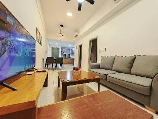 Tanjung Aru Houses Vacation rental in Kota Kinabalu