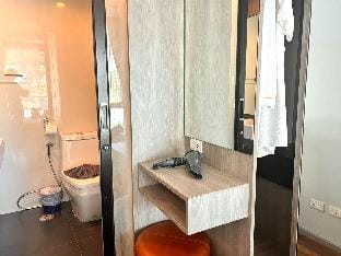 Bright studio at 6th Avenue - rooftop pool, gym Apartment in Choeng Thale