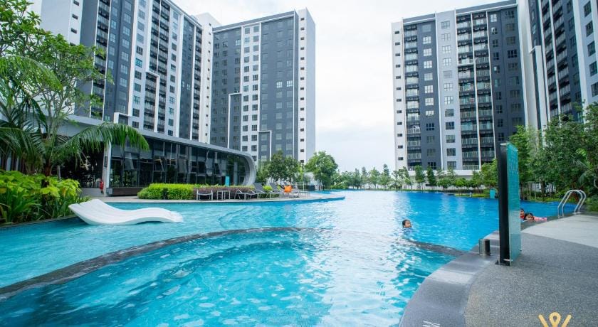 MayaBay Residence SplashMania GamudaCove by Sleepy Bear  Apartment in Selangor, Malaysia