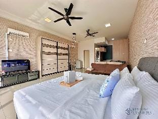 Palazio MountAustin•Studio2Pax•LakeView/AeonTebrau Vacation rental in Johor Bahru