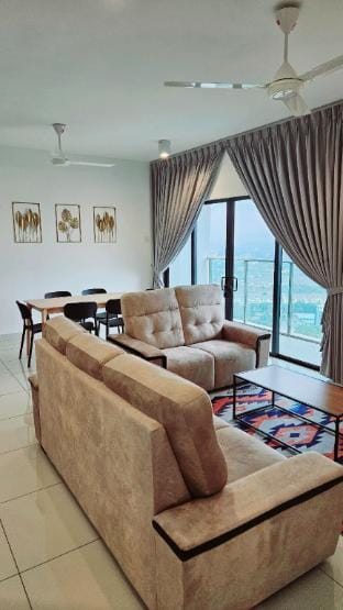 Brand New Home! TaksvitHome Trio Aeon GM PortKlang Vacation rental in Selangor, Malaysia