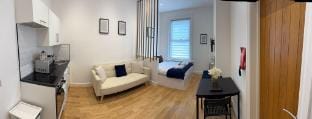 301 - The Snuggery , The Kove, Bournemouth Beach Apartment in Bournemouth