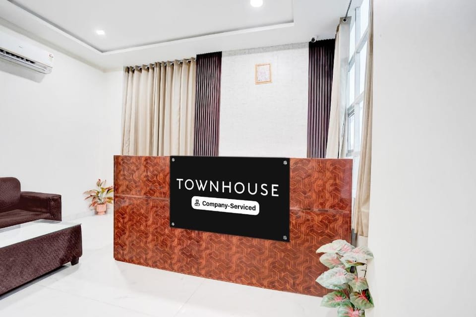 Super Townhouse Narholi Bridge Mathura Hotel in Uttar Pradesh