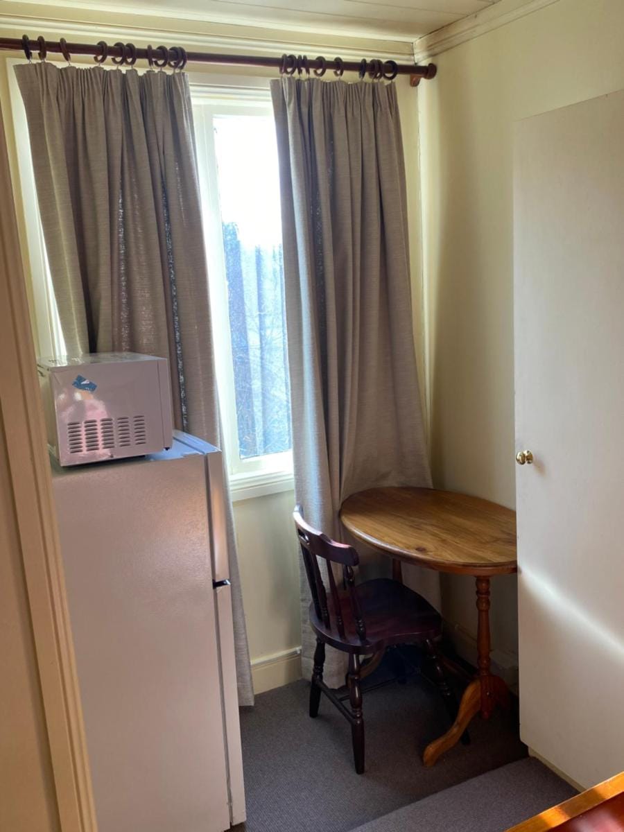 Ellstanmor Guesthouse Cooma Bed and Breakfast in Cooma