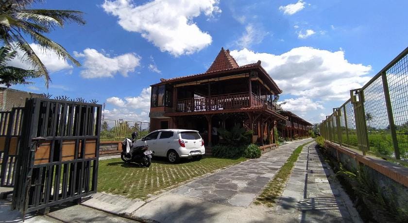 Argo Limo Cottage Syariah Magelang Villa in Indonesia