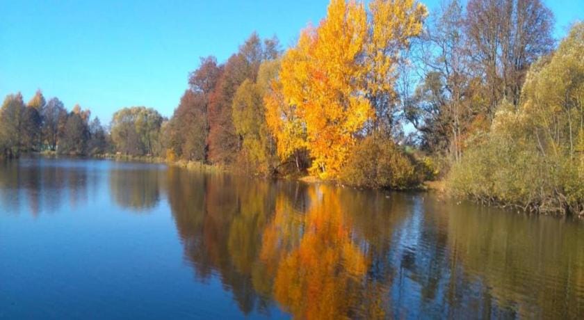 Lakeside Family Escape Apartment in Thuringia, Germany