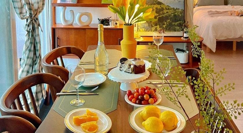 New Special Offer #5min to Subway #3BR #Homecation #Hongdae #Free Parking #Netflix #Free Wi-Fi Apartment in Seoul