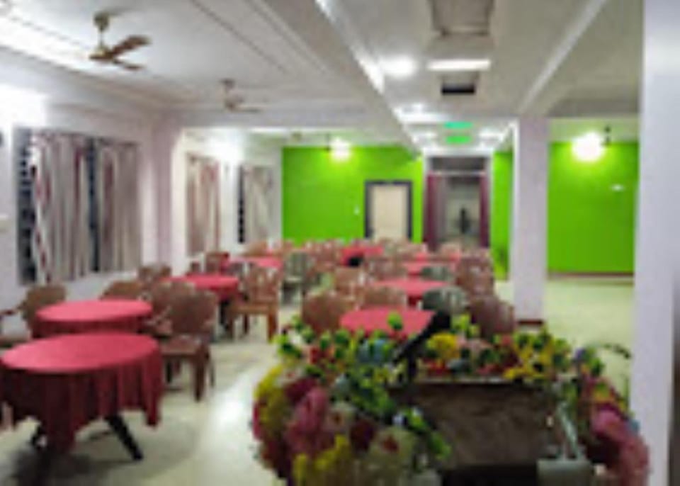 Hotel Royal Inn Tripura Hotel in Bangladesh