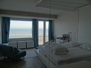 Studio in Nieuwpoort with Stunning Sea View Apartment in Flanders
