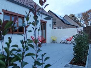 Retreat near Maasmechelen Vacation rental in Limburg (province)
