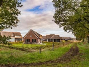 Villa in Someren near Golf Course Villa in Limburg (province)