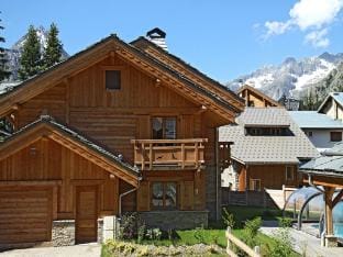 Chalet in Les Deux Alpes with Private Pool Vacation rental in Les Deux Alpes