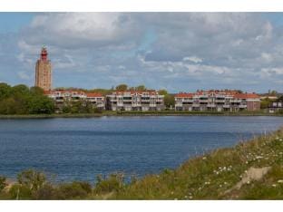 Studio with terrace near the beach Apartment in Westkapelle