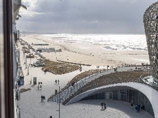 Apartment on the 7th floor with sea view Apartment in Middelkerke