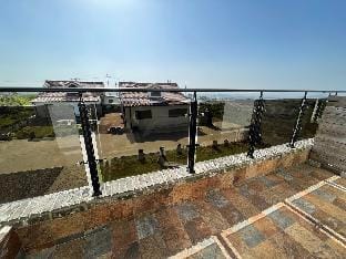 A#2 Terrace with Sea View, Beautiful Sunset in the West, Emotional Accommodation Villa in South Korea