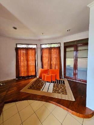 Bella Villa Kota Bunga Puncak Villa in West Java