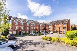 Two Bed Apartment Families Long Stays Free Parking Apartment in Nottingham