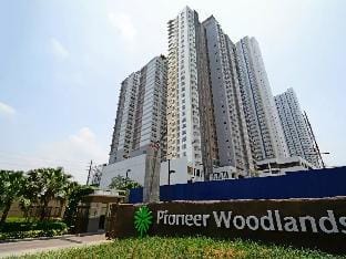 Cozy Condo Mandaluyong w/ WIFI & Near Train Apartment in Mandaluyong