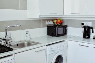 Seaside Cozy & Modern 2 Bedroom Apartment Apartment in Germasogeia