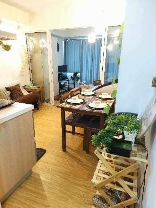 Bia’s Haven Bahamas Tower Apartment in Paranaque