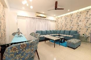 Spacious 3 BHK-Perfect Retreat Nr Mum Airport  Apartment in Mumbai