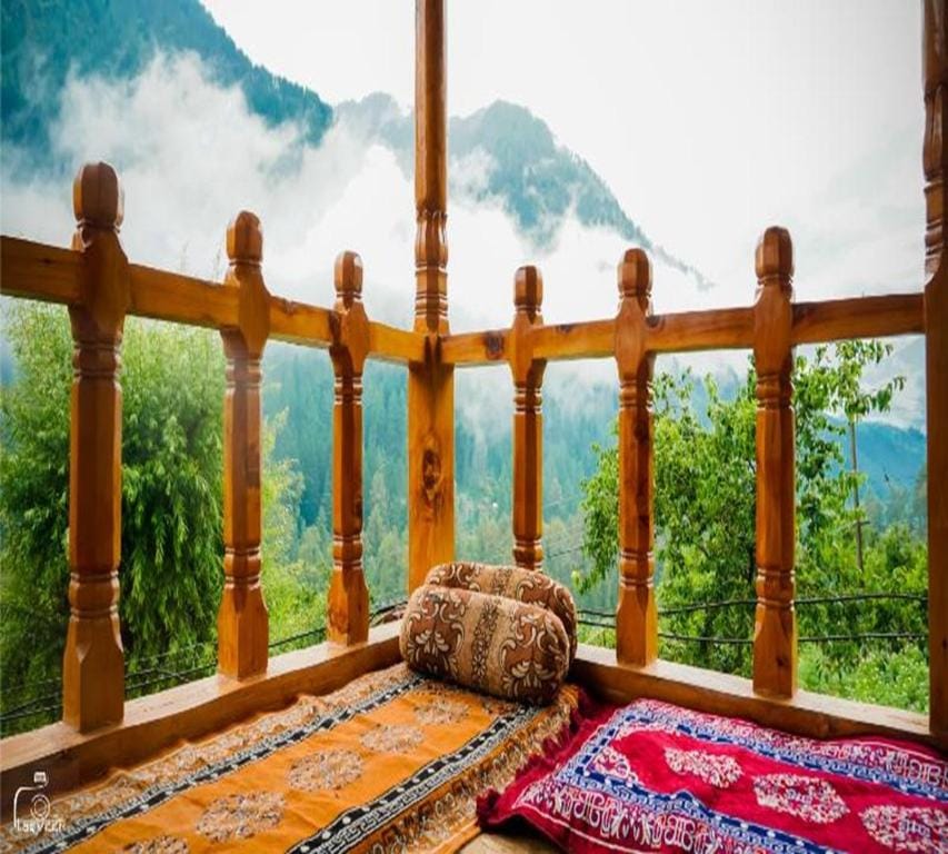 Pirates Of Parvati Hotel in Himachal Pradesh