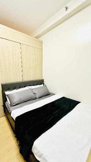 Starscapes at Trees Residences Apartment in Quezon City
