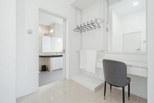 HILLSIDE HOUSE  {Ipoh Garden}  {Hillview}  {9 pax} Vacation rental in Ipoh