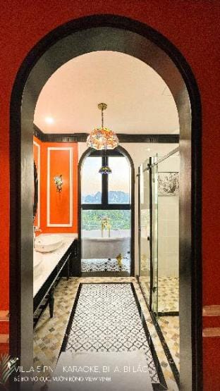 Rooster Villa BT12-41 /Pano view/ 5Br, FLC Ha Long Villa in Laos