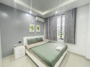 Anvui Homestay (P3 - 1BR) Hue City Center  Vacation rental in Laos