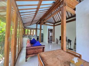 Nice and Cozy 2BR villa with pool near GWK Villa in Bali