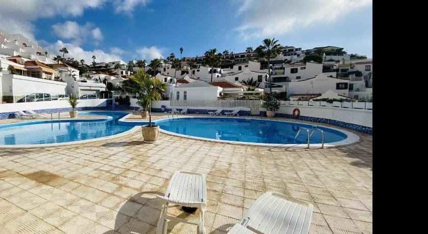 Sol y Luna Holiday Home Apartment in Costa Adeje