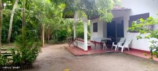 Midigama East; Entire Home "Pathum Lodge" Vacation rental in Southern Province