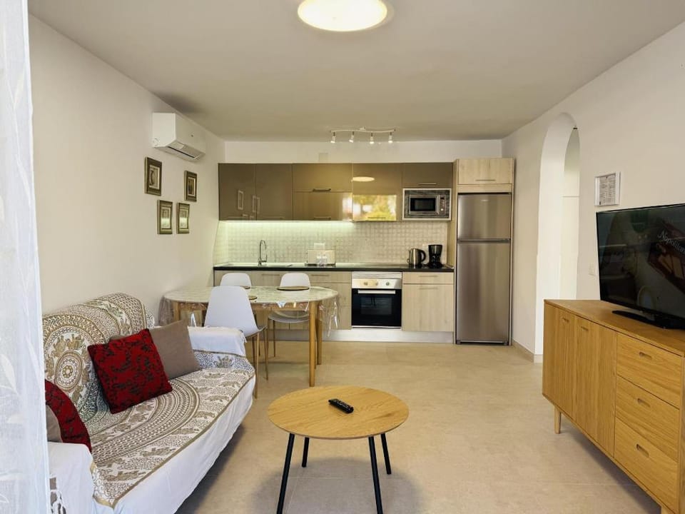 Americas Holiday Home Apartment in Playa de las Americas