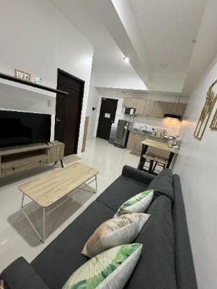 WV TOWERS - Tower 2 - Serine’s Home 601 Apartment in Iloilo City