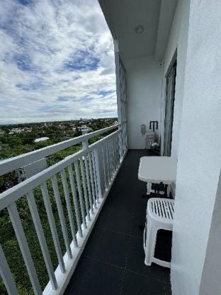 WV TOWERS - Tower 2 - Serine’s Home 601 Apartment in Iloilo City
