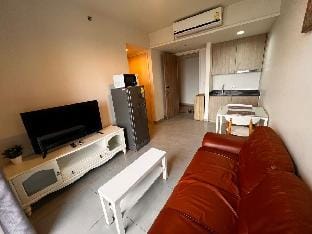Unixx Top Of The Walking Street Apartment in Pattaya City