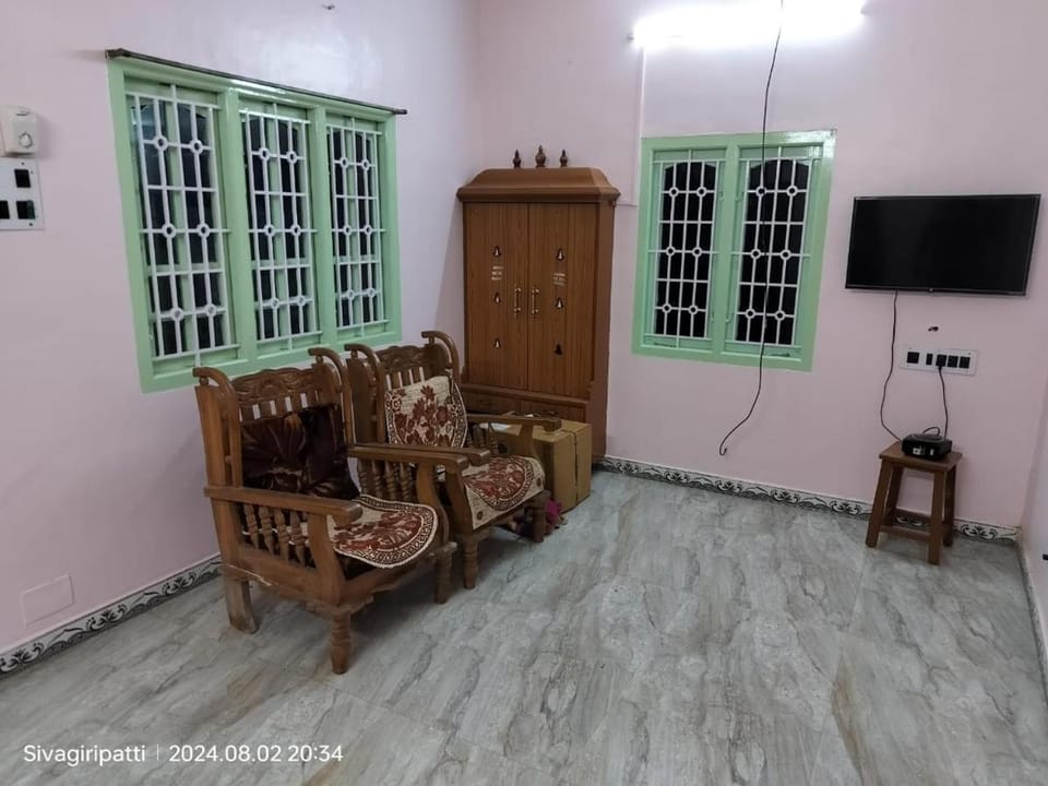 Honeycomb Homestay Ground Floor Vacation rental in Tamil Nadu