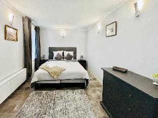 Luxury Apartment Paris Saint-Honoré - Rentaway BnB Apartment in Paris
