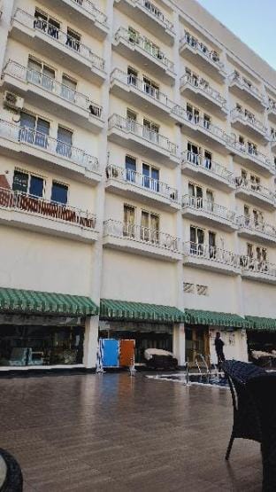 ARMERIA STAY DLF MYPAD Apartment in Lucknow