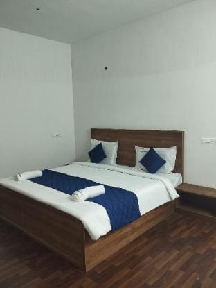 Larson Cottage Villa in Kodaikanal