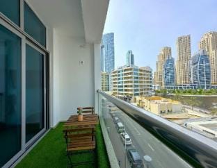 First Line Canal View Studio w/ Balcony MAX 4 Pax Vacation rental in Dubai