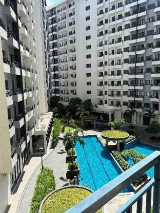 2BR Home  w/ Fast wifi and Netflix near Airport Apartment in Paranaque