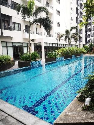 2BR Home  w/ Fast wifi and Netflix near Airport Apartment in Paranaque