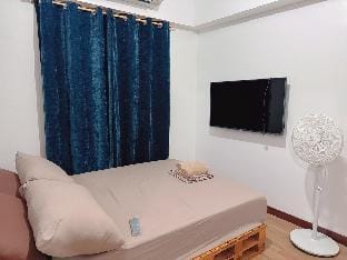 Cozy Condo w/ balcony 5 mins to Abreeza G-mall Vacation rental in Davao City