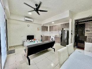 Hyve Cyberjaya Home Office Style Apartment in Putrajaya